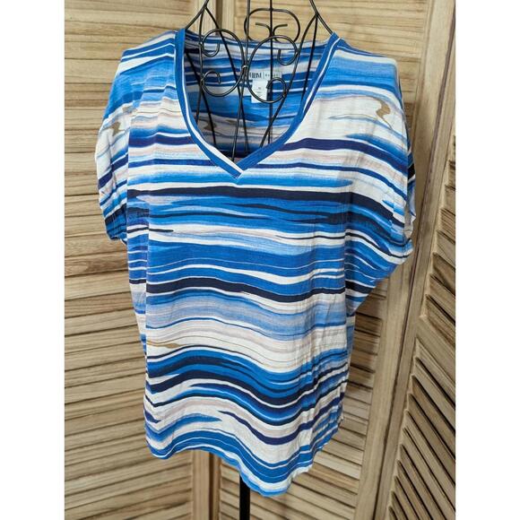 White House Black Market Tops - White House Black Market Top T-Shirt Striped Casual Blue Short Sleeve Medium